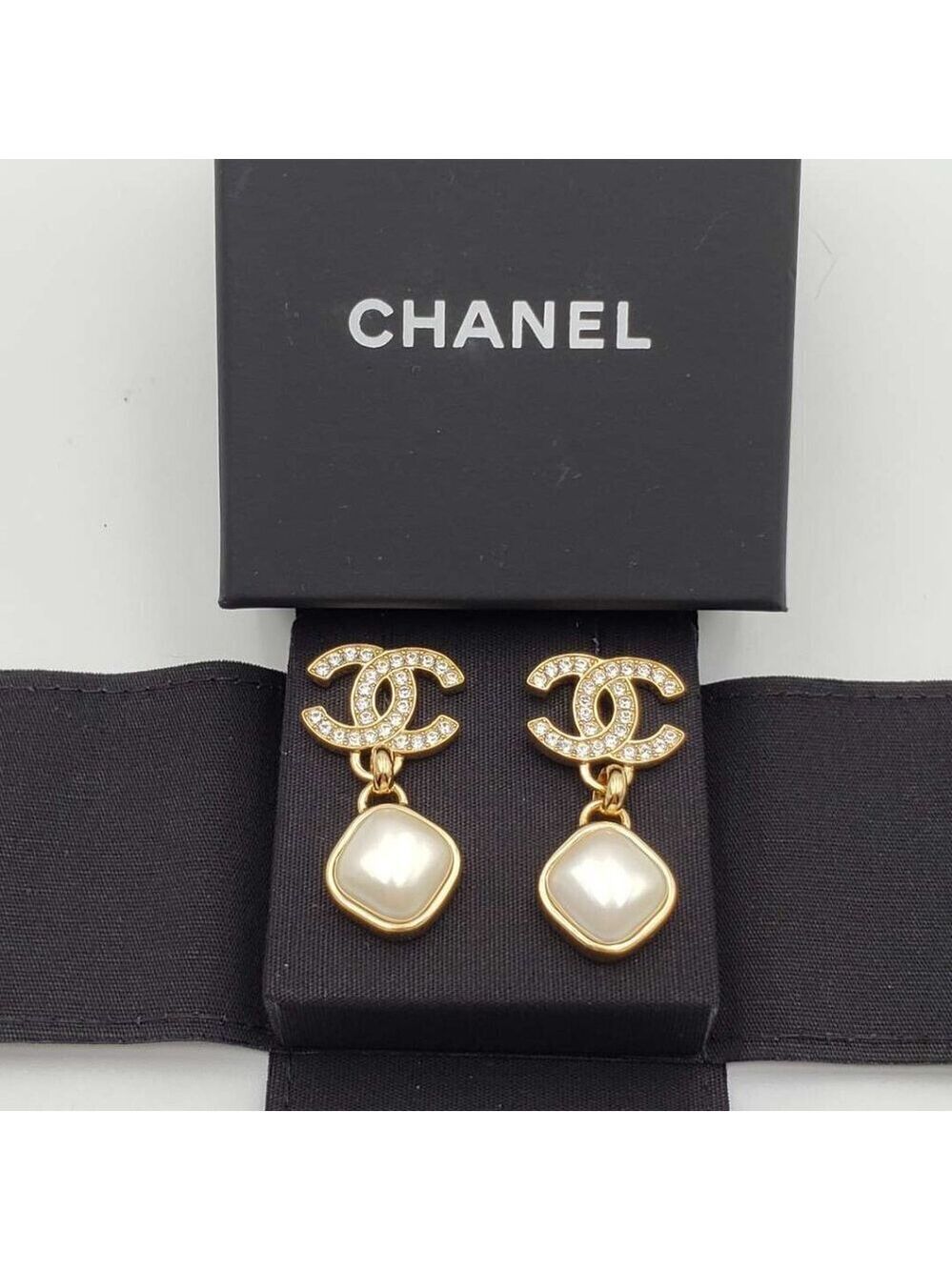 Authentic Chanel CC Gold Crystal Drop Earrings W/ Pearl Accent –Luxury Statement